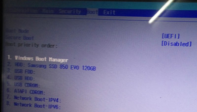 教你宏碁墨舞TMB117筆記本如何關(guān)閉secure boot